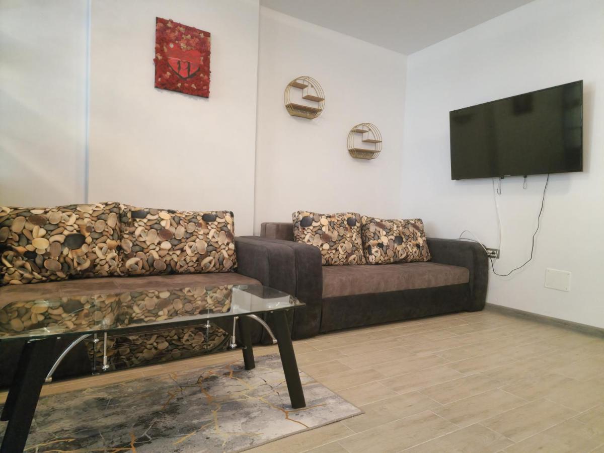 Nasty 24 Aparthotel Pool & Spa Mamaia Nord Năvodari Εξωτερικό φωτογραφία