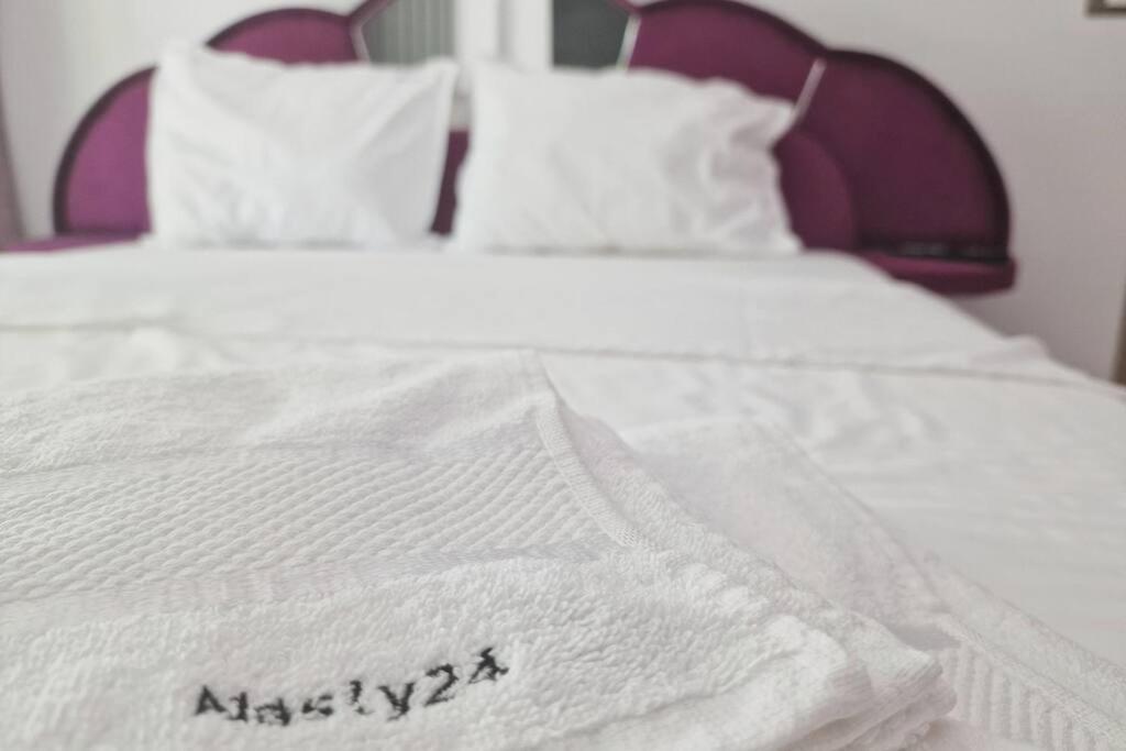 Nasty 24 Aparthotel Pool & Spa Mamaia Nord Năvodari Εξωτερικό φωτογραφία